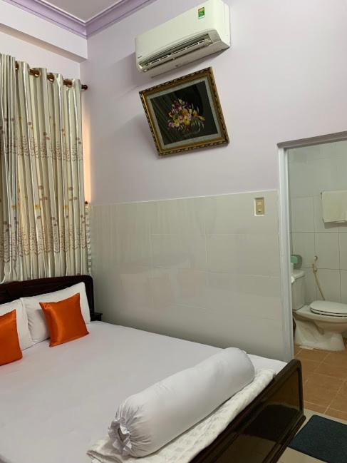 Hotel Khach San Tu Anh à Hà Tiên Extérieur photo