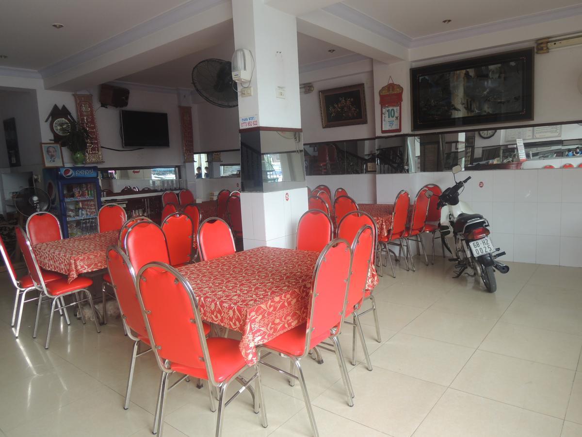 Hotel Khach San Tu Anh à Hà Tiên Extérieur photo